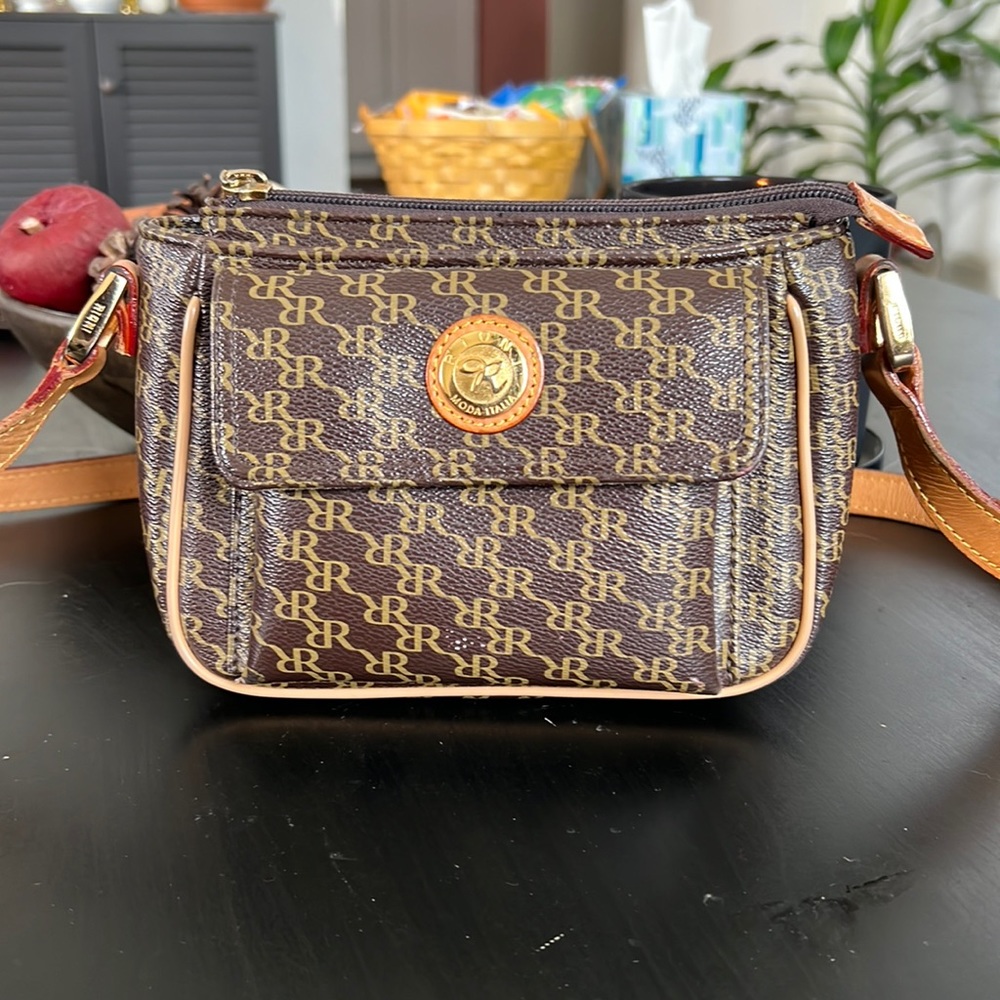 RIONI Moda Italia Crossbody Purse